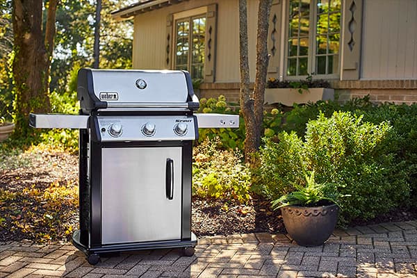 Weber Spirit S-315 in the garden